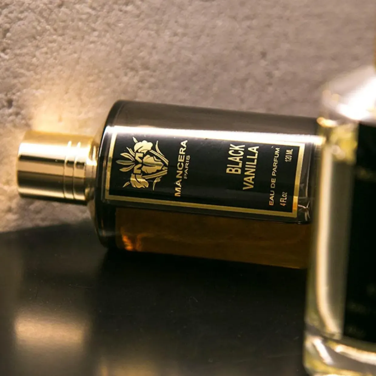 BLACK VANILLA Eau De Parfum